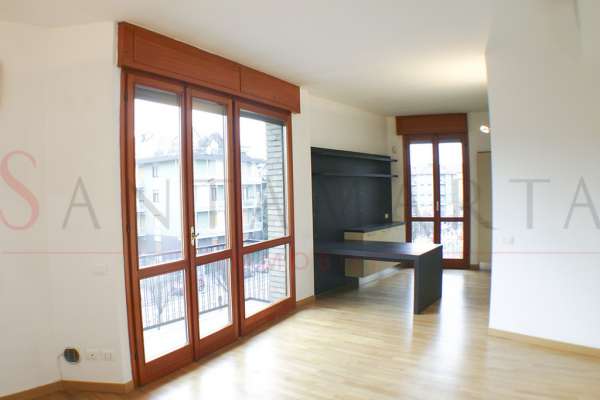 Foto Appartamento in affitto a Milano