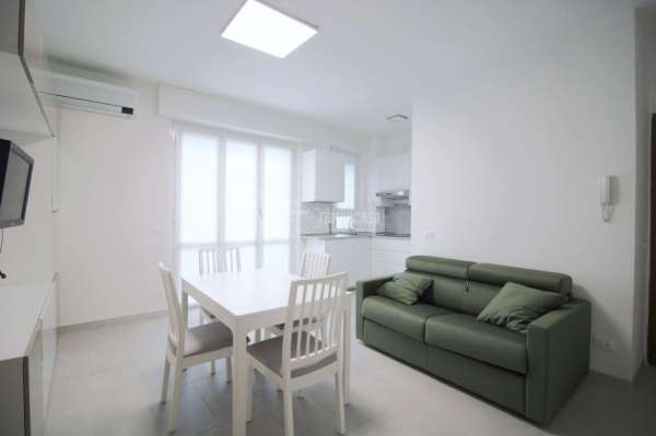 Foto Appartamento in affitto a Milano