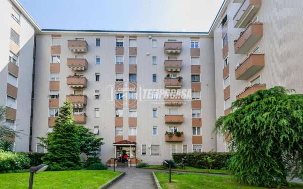 Foto Appartamento in affitto a Milano