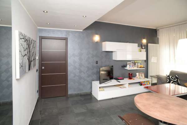 Foto Appartamento in affitto a Milano