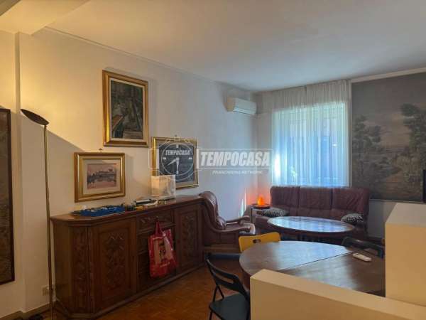 Foto Appartamento in affitto a Milano