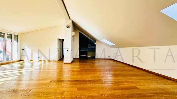 Foto Appartamento in affitto a Milano