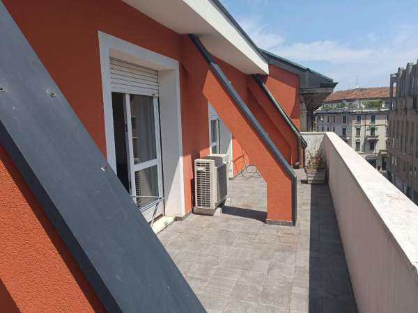 Foto Appartamento in affitto a Milano