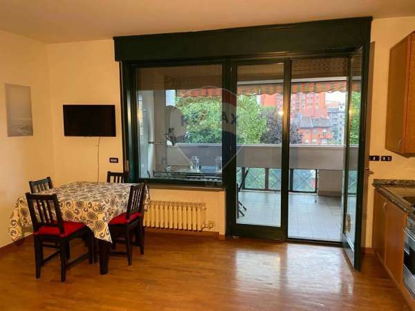 Foto Appartamento in affitto a Milano