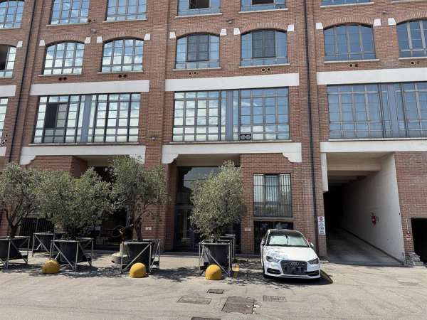 Foto Appartamento in affitto a Milano