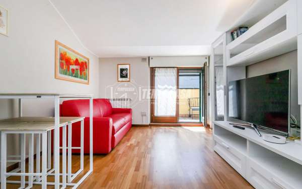Foto Appartamento in affitto a Milano