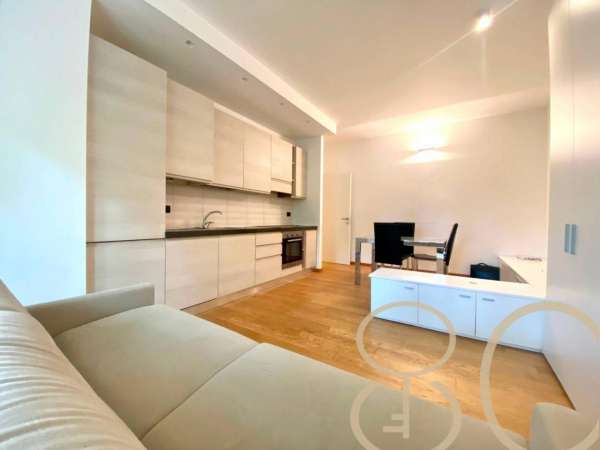 Foto Appartamento in affitto a Milano