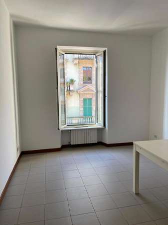Foto Appartamento in affitto a Milano
