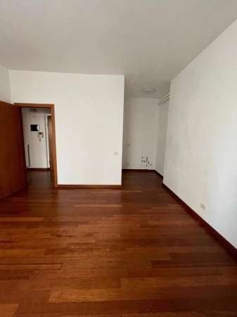 Foto Appartamento in affitto a Milano