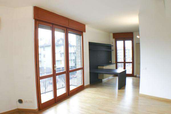Foto Appartamento in affitto a Milano
