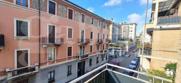 Foto Appartamento in affitto a Milano