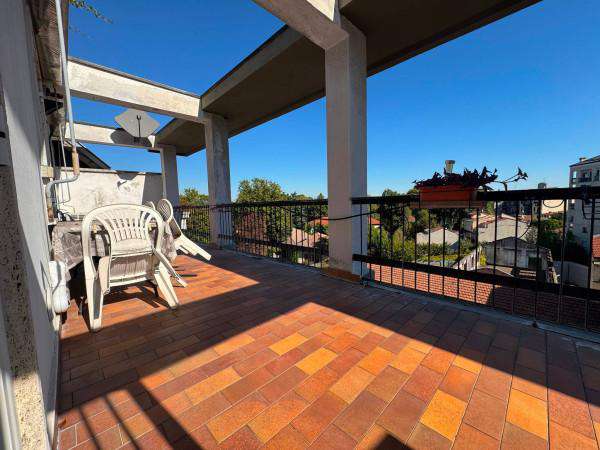 Foto Appartamento in affitto a Milano