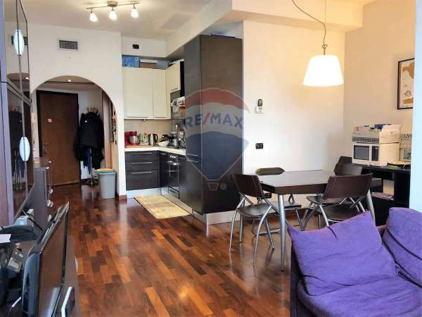 Foto Appartamento in affitto a Milano