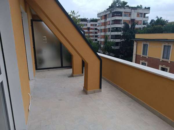 Foto Appartamento in affitto a Milano