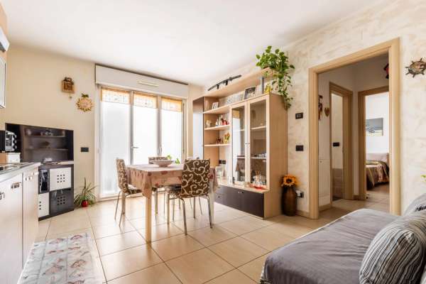 Foto Appartamento in affitto a Milano