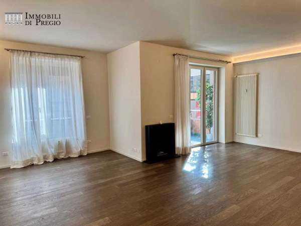 Foto Appartamento in Affitto a Milano ciro menotti