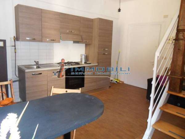Foto Appartamento in Affitto a Milano Porta Genova