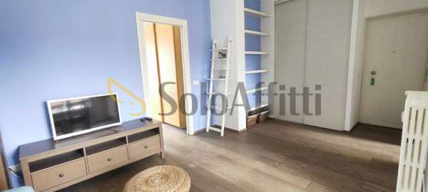 Foto Appartamento in Affitto a Milano via berra