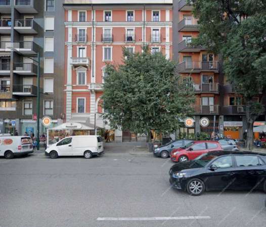Foto Appartamento in Affitto a Milano Via Buonarroti