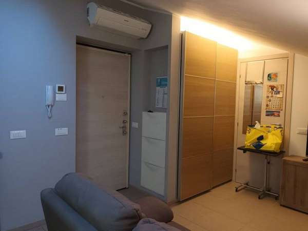 Foto Appartamento in Affitto a Milano Via Castellammare, 16, 20157 Milano