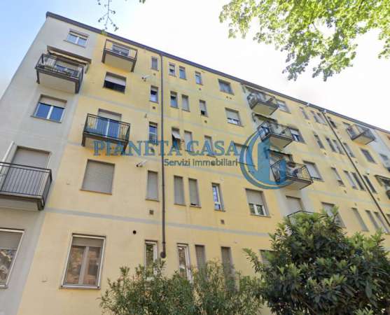 Foto Appartamento in Affitto a Milano Vigentino