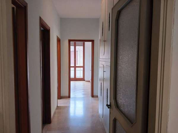 Foto Appartamento in affitto a Modena