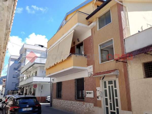 Foto Appartamento in affitto a Mondragone