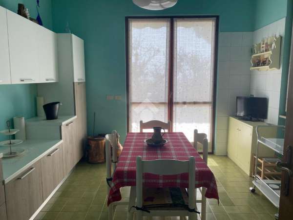 Foto Appartamento in affitto a Moniga Del Garda