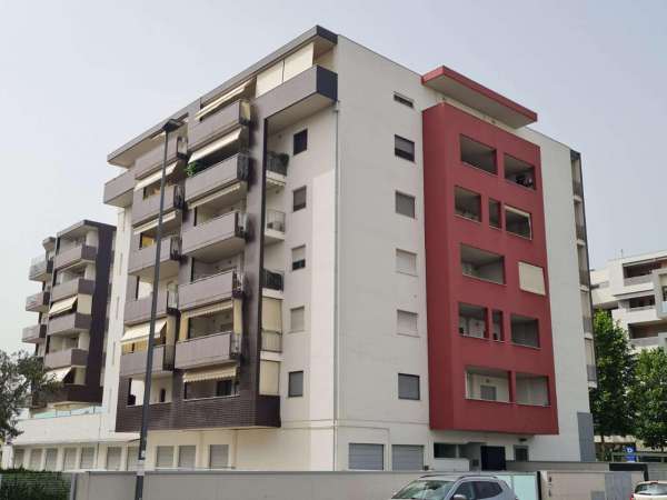 Foto Appartamento in affitto a Montesilvano