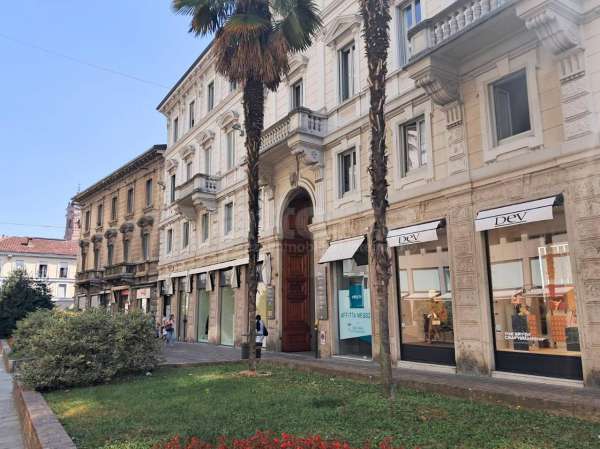 Foto Appartamento in affitto a Monza