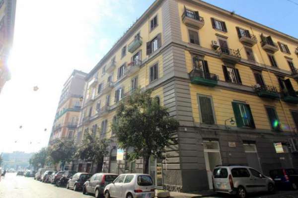 Foto Appartamento in affitto a Napoli - 2 locali 30mq