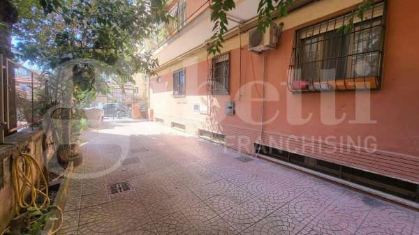 Foto Appartamento in affitto a Napoli