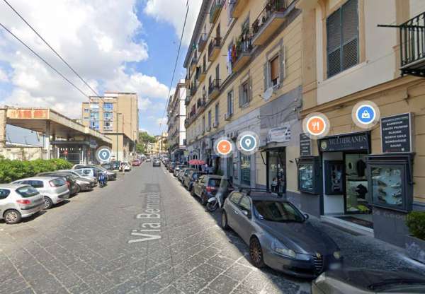 Foto Appartamento in affitto a Napoli