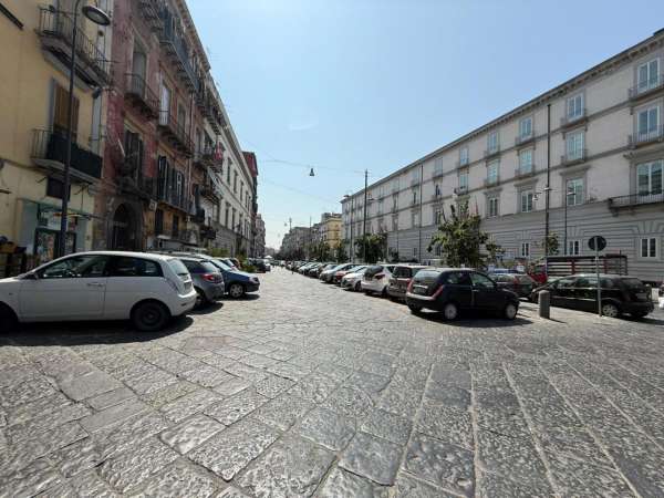 Foto Appartamento in affitto a Napoli