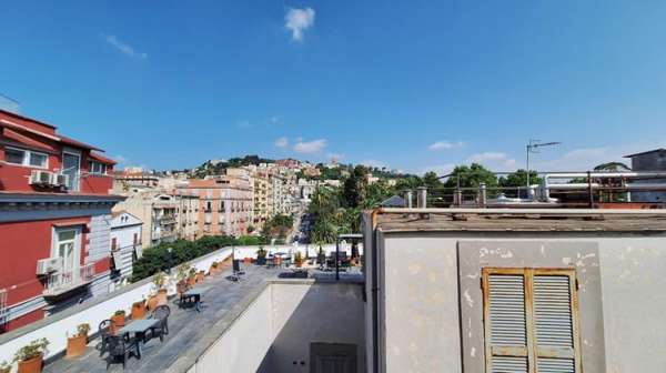 Foto Appartamento in affitto a Napoli