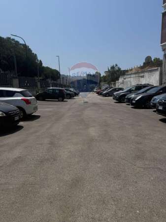 Foto Appartamento in affitto a Napoli