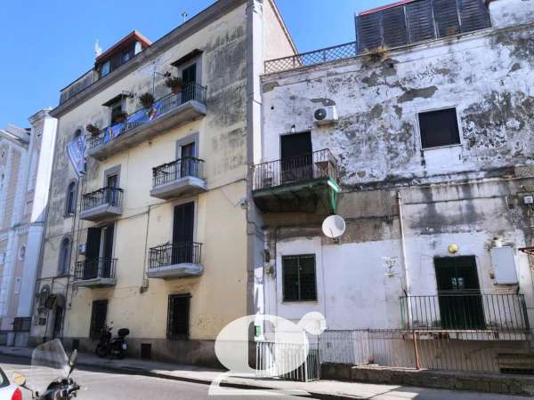 Foto Appartamento in affitto a Napoli