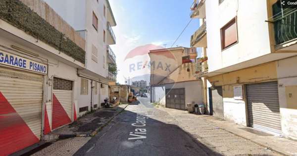 Foto Appartamento in affitto a Napoli