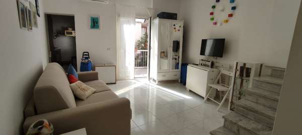 Foto Appartamento in affitto a Napoli