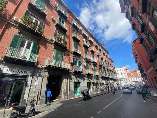 Foto Appartamento in affitto a Napoli