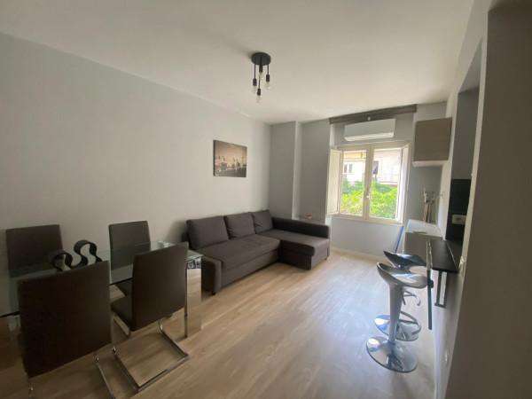 Foto Appartamento in affitto a Napoli