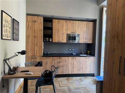 Foto Appartamento in Affitto a Napoli