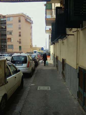 Foto Appartamento in Affitto a Napoli VIA MAIURI 35