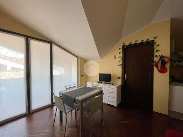 Foto Appartamento in affitto a Nizza Monferrato