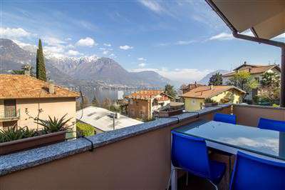 Foto Appartamento in Affitto a Oliveto Lario