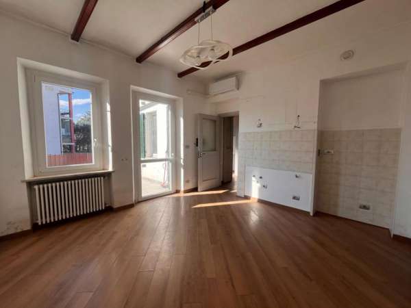 Foto Appartamento in affitto a Orbassano