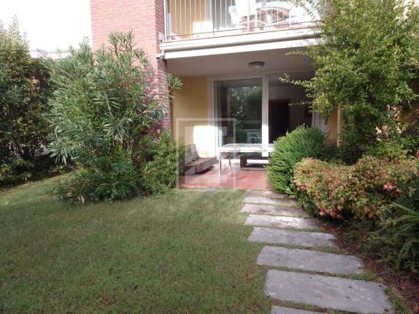 Foto Appartamento in affitto a Padenghe Sul Garda