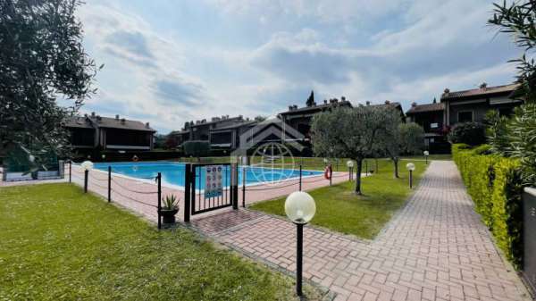 Foto Appartamento in Affitto a Padenghe sul Garda Padenghe Sul Garda