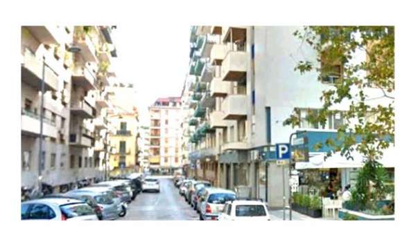 Foto Appartamento in affitto a Palermo - 2 locali 60mq
