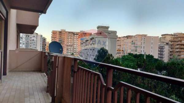 Foto Appartamento in affitto a Palermo, Corso dei Mille